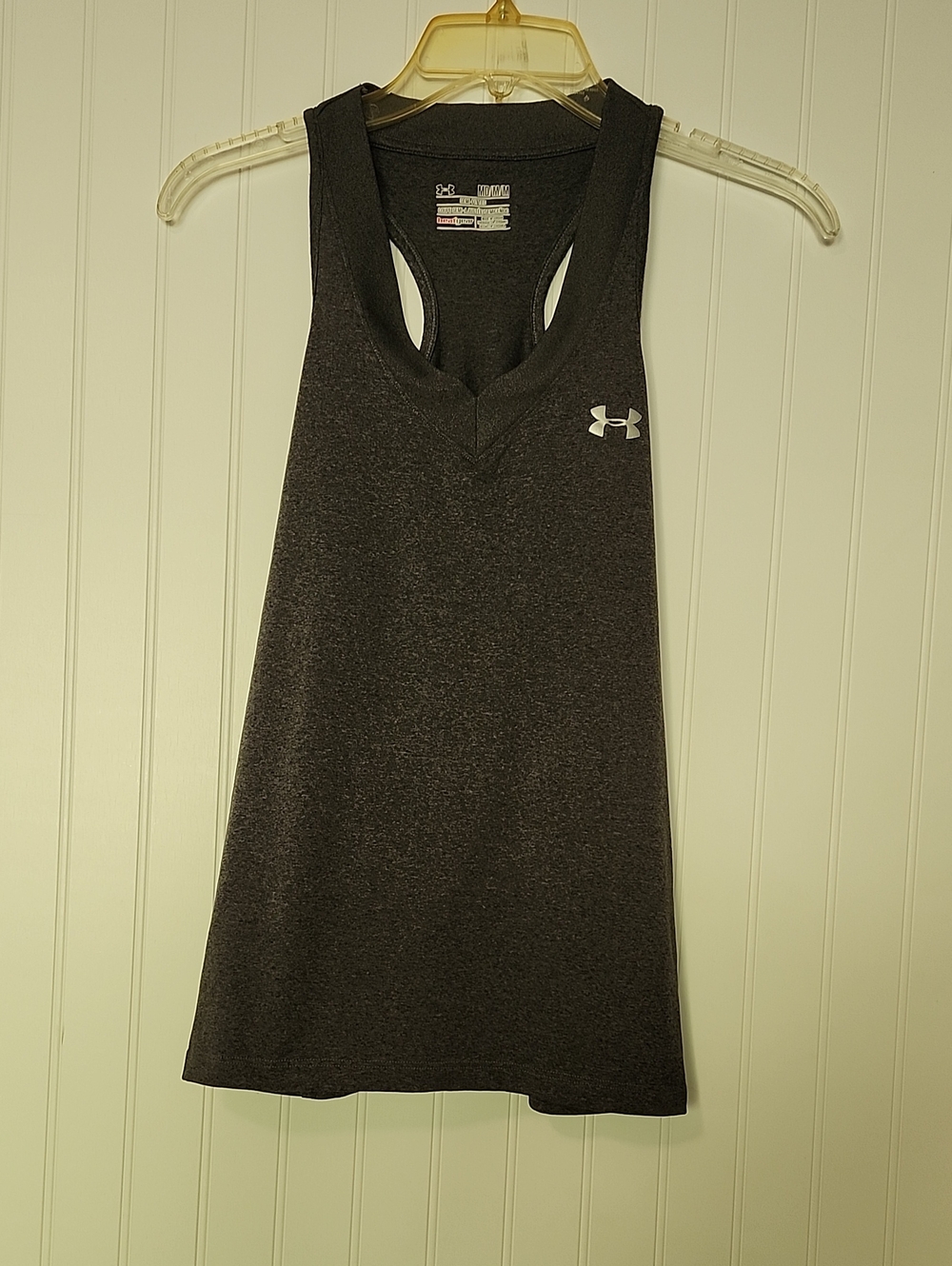 Under Armour Women's Dark Gray Racerback Tank Top. Size M